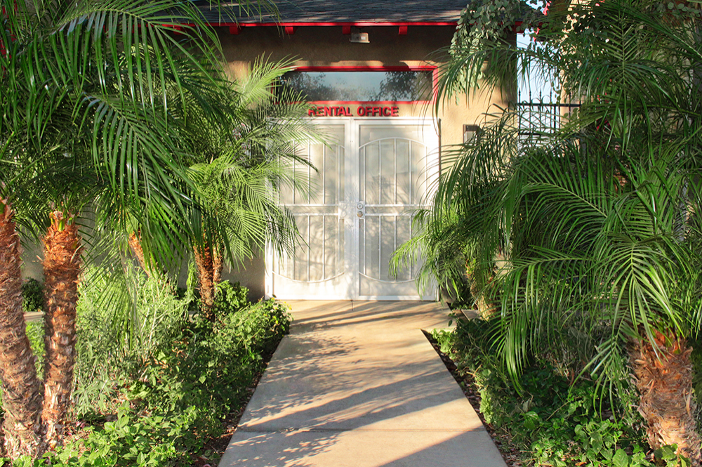 Take a tour today and see Exteriors 1 for yourself at the Casa Del Sol Apartments